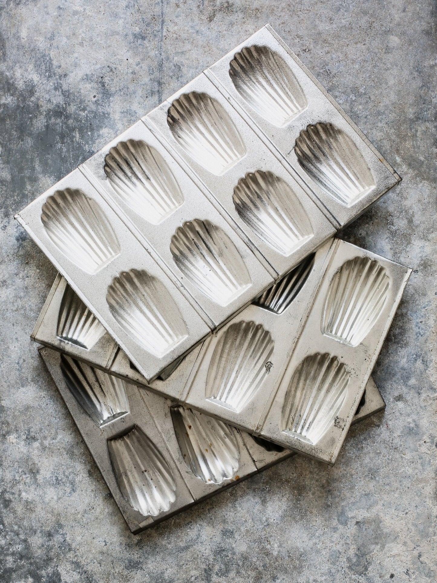 French Madeleine Tins Set