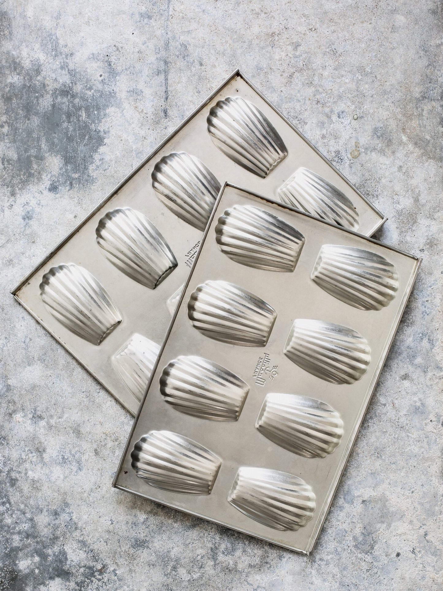 French Madeleine Tins Set