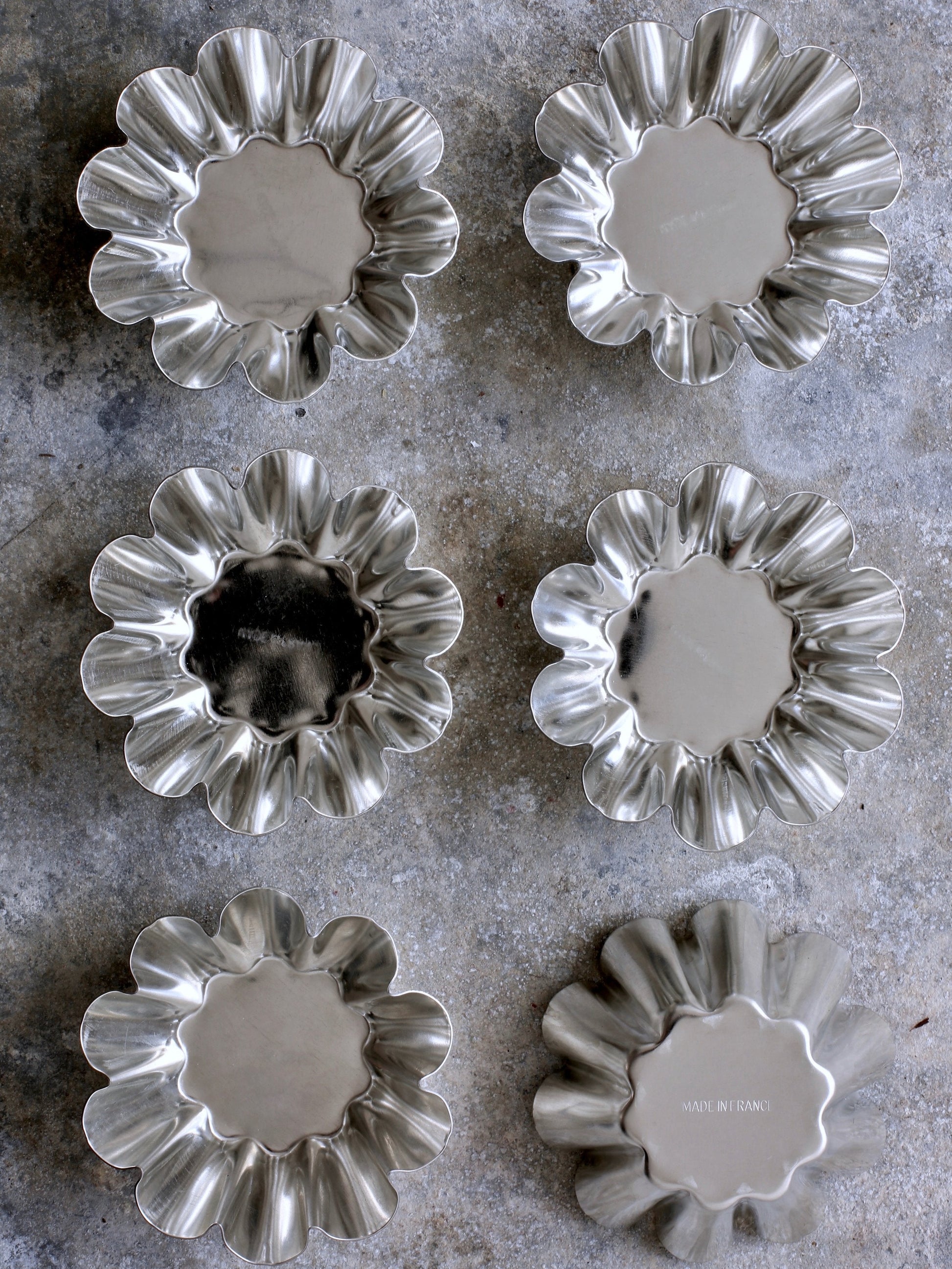 Petite Brioche Tins