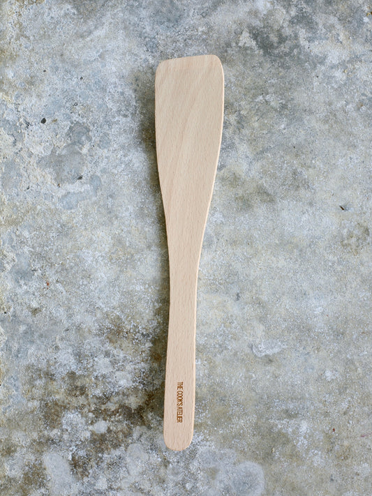 Curved Spatula in Beechwood