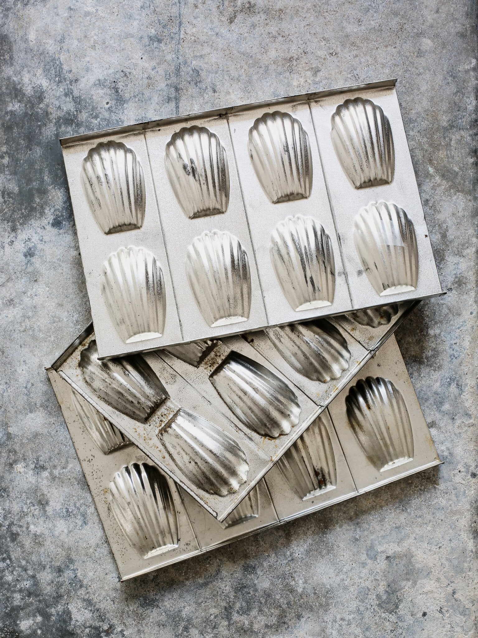French Madeleine Tins Set