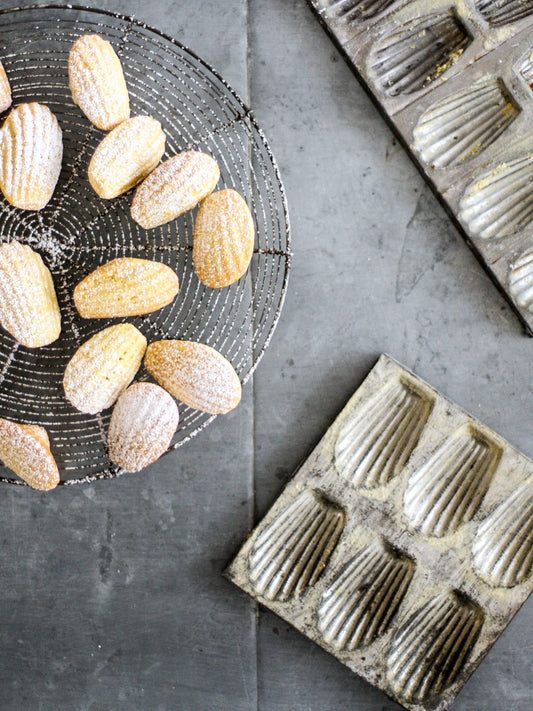 French Madeleine Tins Set